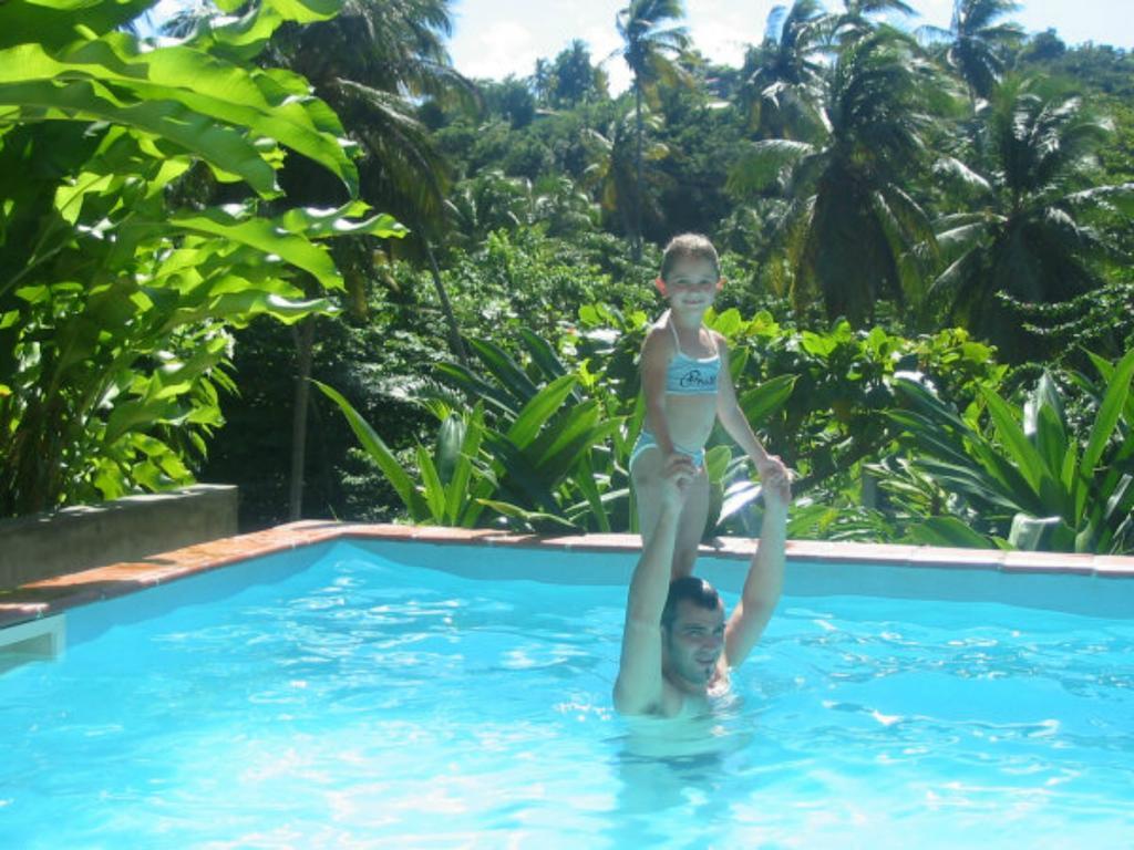 Calibishie Lodges Hotel Extérieur photo